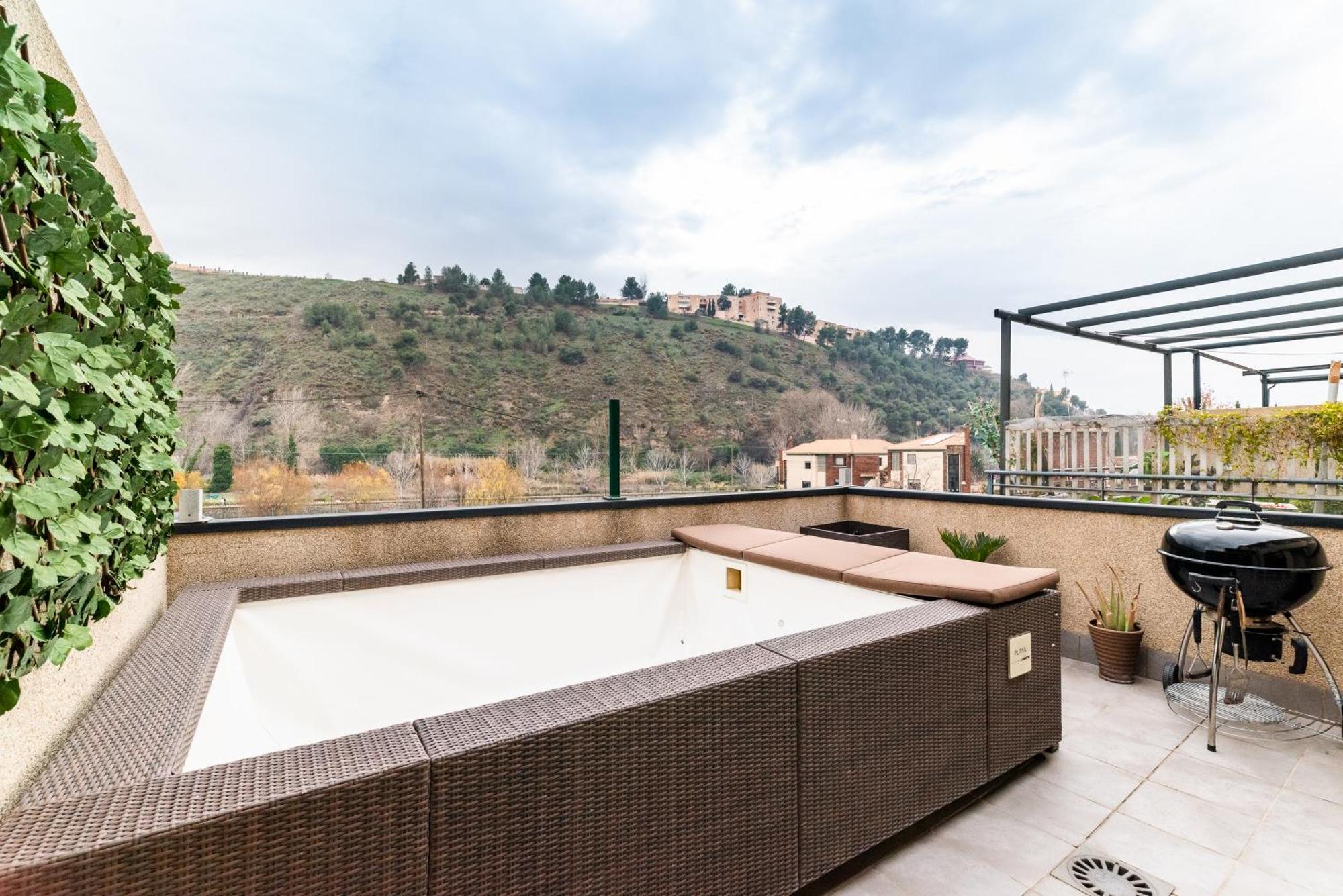 شقة El Generalife Cerca Centro Y Sierra Nevada Con Piscina Y Barbacoa Y Parking Gratis غرناطة المظهر الخارجي الصورة